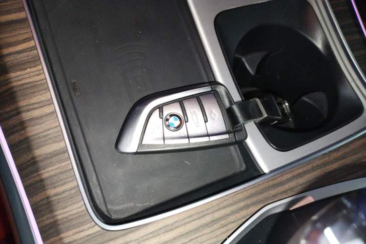 Used BMW X5 2022 xDrive 40Li Luxury Edition M Sport Package Vehicle Key