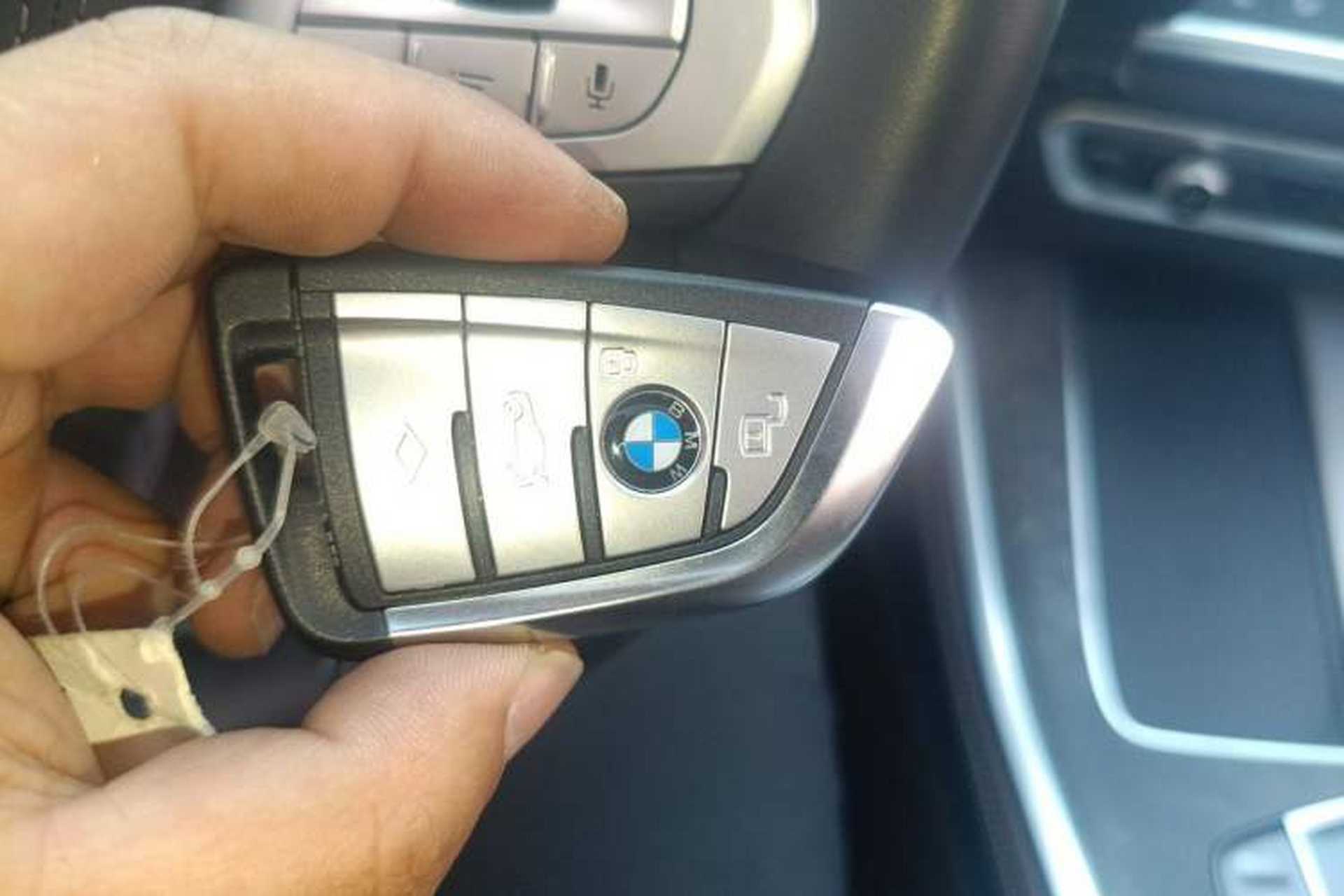 Used BMW X5 2022 Restyled xDrive 30Li Luxury Version M Sport Package Vehicle Key
