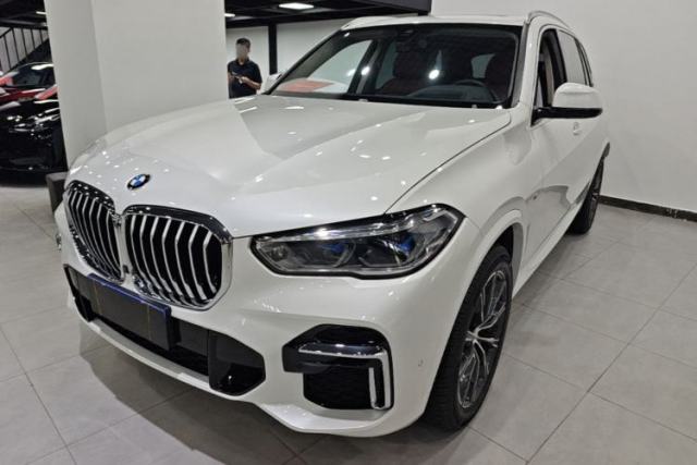 Used BMW X5 2022 Restyled xDrive 30Li Luxury Version M Sport Package