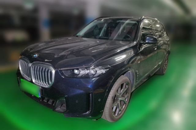 Used BMW X5 2023 xDrive 30Li Luxury M Sport Package