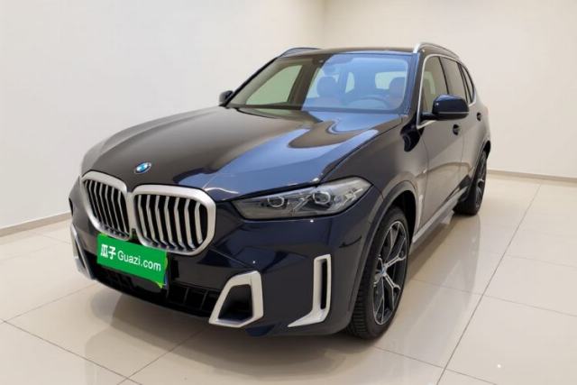 Used BMW X5 2023 xDrive 30Li Luxury M Sport Package