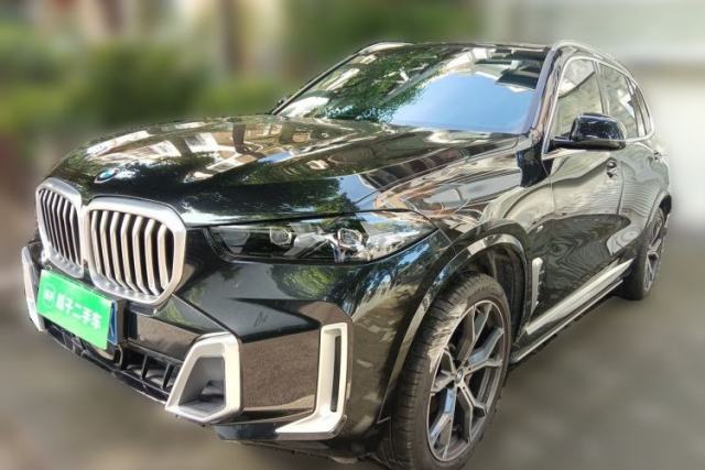 Used BMW X5 2023 xDrive 30Li Luxury M Sport Package