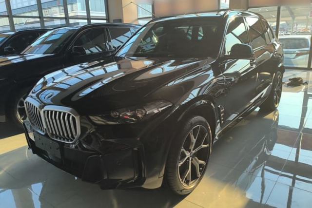 Used BMW X5 2023 xDrive 30Li Luxury M Sport Night Edition Package