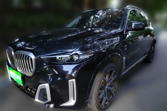 Used BMW X5 2023 xDrive 30Li Luxury M Sport Package