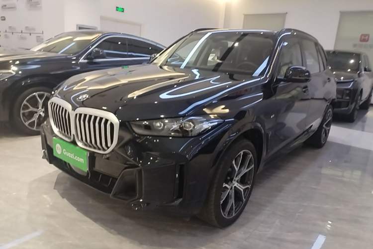 Used BMW X5 2023 xDrive 30Li Luxury M Sport Night Edition Package Guazi used car, China used car export, Used car for sale, Used cars, Cheapest cars for sale