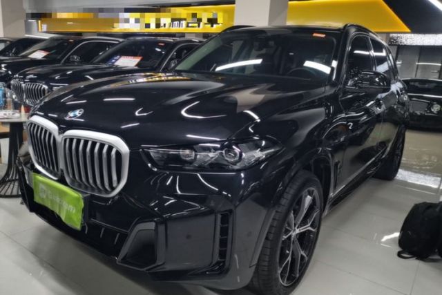 Used BMW X5 2023 xDrive 30Li Luxury M Sport Night Edition Package