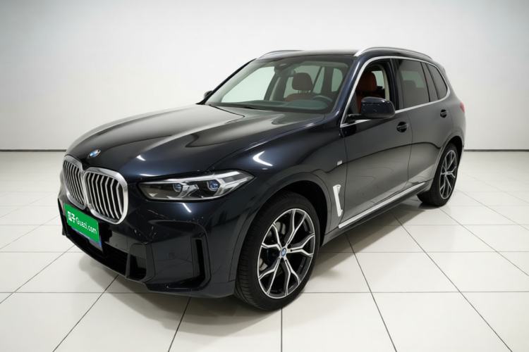 BMW X5 2023 xDrive 30Li Luxury M Sport Package