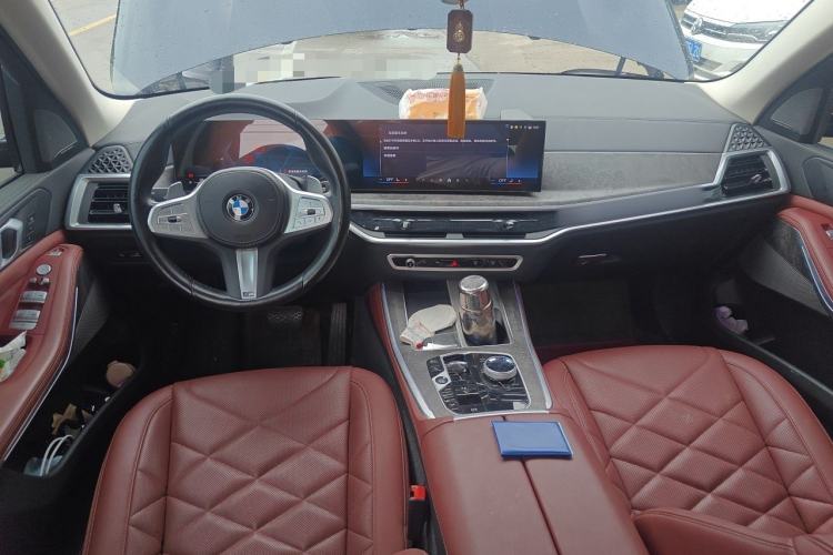 Used BMW X5 2023 xDrive 30Li M Sport Package Center Console