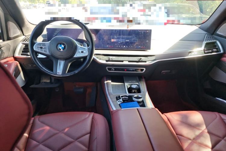Used BMW X5 2023 xDrive 40Li M Sport Night Edition Package Center Console