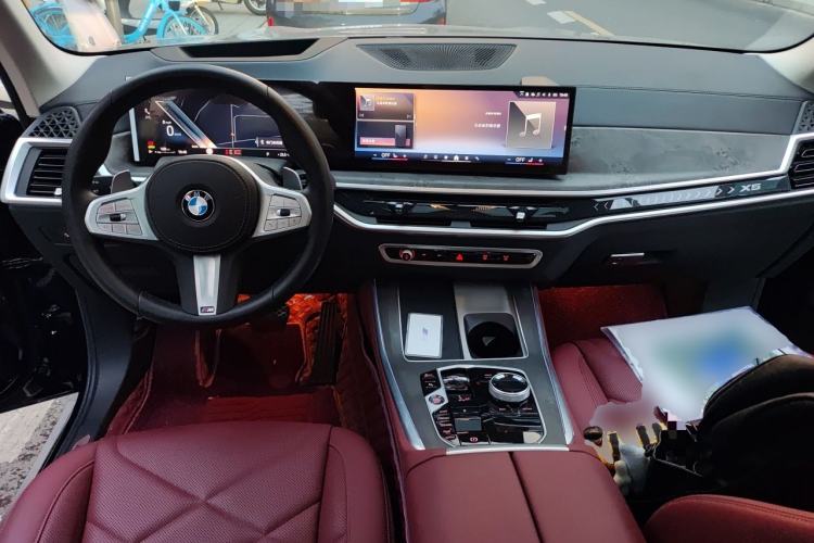 Used BMW X5 2023 xDrive 30Li Luxury M Sport Night Edition Package Center Console