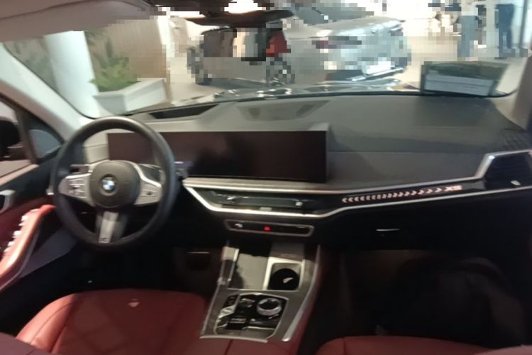 Used BMW X5 2023 xDrive 30Li Luxury M Sport Night Edition Package Center Console