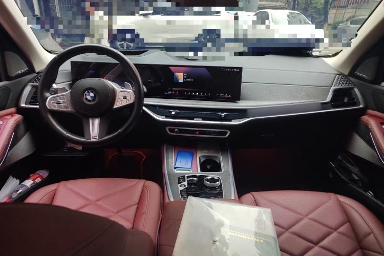 Used BMW X5 2023 xDrive 30Li Luxury M Sport Night Edition Package Center Console