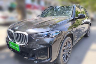 Used BMW X5 2023 xDrive 40Li M Sport Night Edition Package