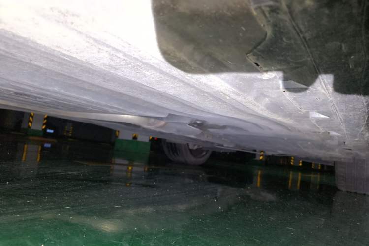 Used BMW X5 2023 xDrive 30Li Luxury M Sport Package Chassis Front Left
