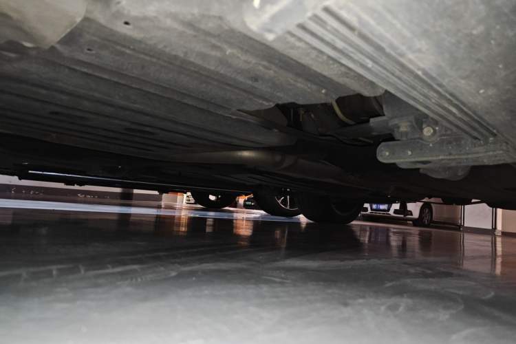 Used BMW X5 2023 xDrive 30Li Luxury M Sport Night Edition Package Chassis Front Left