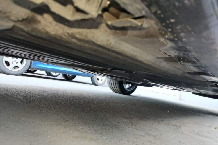 Used BMW X5 2023 xDrive 30Li Luxury M Sport Package Chassis Front Left