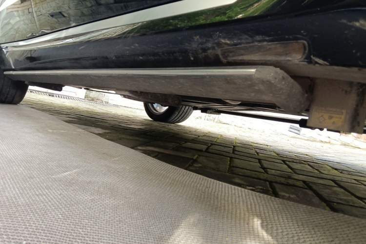Used BMW X5 2023 xDrive 30Li Luxury M Sport Package Chassis Front Right