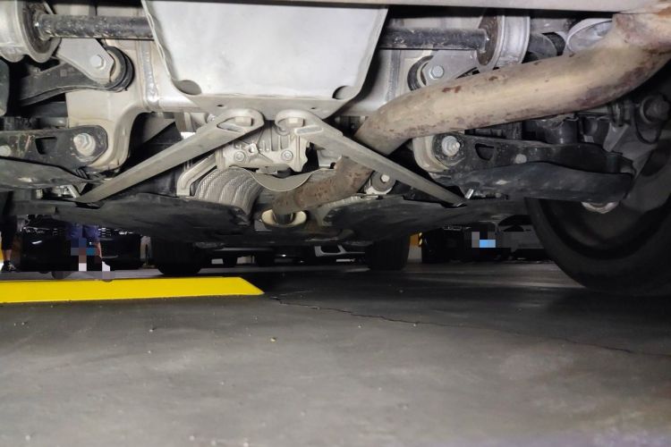 Used BMW X5 2023 xDrive 30Li Luxury M Sport Package Chassis Rear