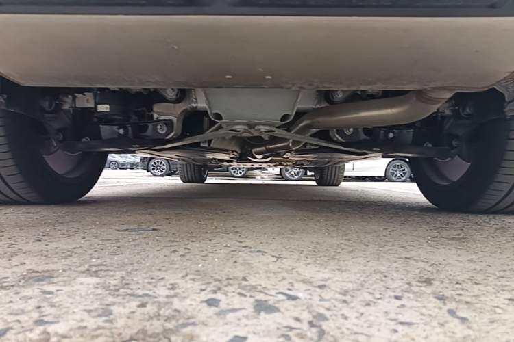 Used BMW X5 2023 xDrive 30Li Luxury M Sport Package Chassis Rear