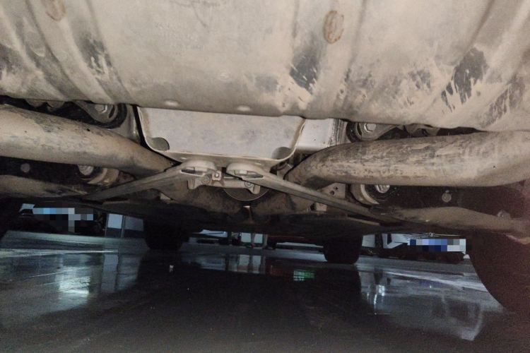 Used BMW X5 2023 xDrive 40Li M Sport Package Chassis Rear
