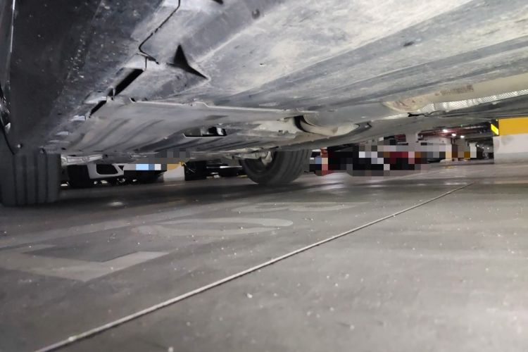 Used BMW X5 2023 xDrive 30Li Luxury M Sport Package Chassis Rear Left