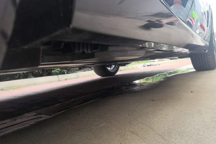 Used BMW X5 2023 xDrive 30Li Luxury M Sport Package Chassis Rear Right