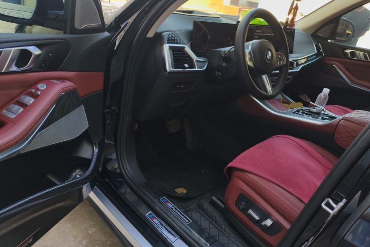 Used BMW X5 2023 xDrive 30Li Luxury M Sport Package Driver Seat