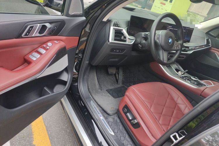 Used BMW X5 2023 xDrive 30Li Luxury M Sport Package Driver Seat