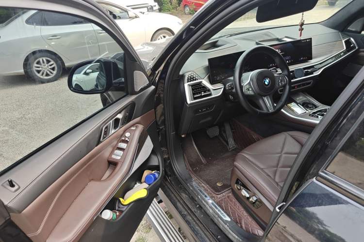 Used BMW X5 2023 xDrive 40Li Luxury Edition M Sport Night Vision Package Driver Seat