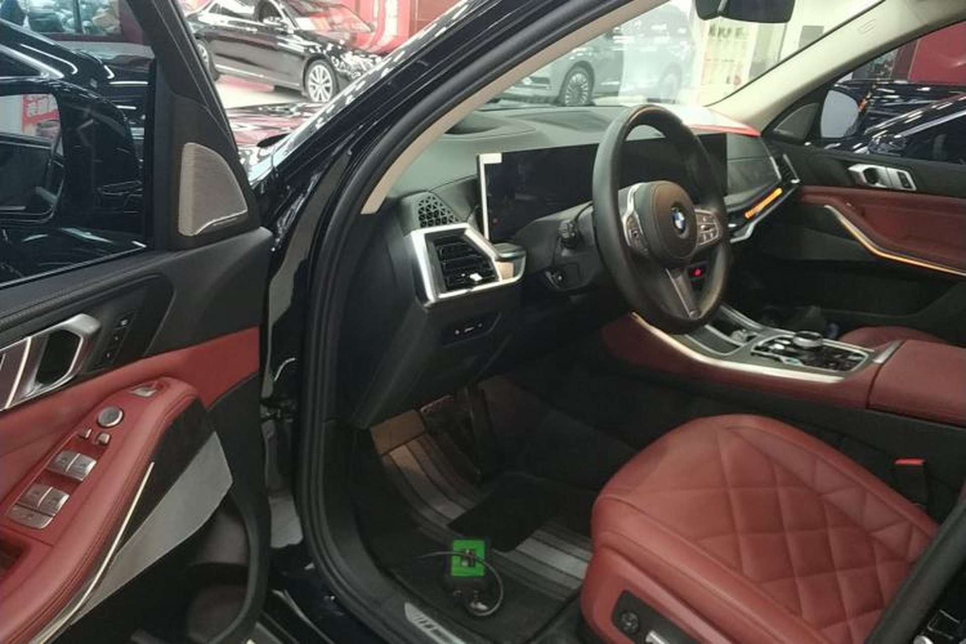 Used BMW X5 2023 xDrive 30Li Luxury M Sport Package Driver Seat