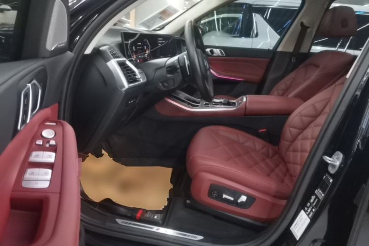 Used BMW X5 2023 xDrive 30Li Luxury M Sport Night Edition Package Driver Seat