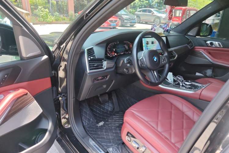 Used BMW X5 2023 xDrive 40Li Luxury Edition M Sport Night Vision Package Driver Seat