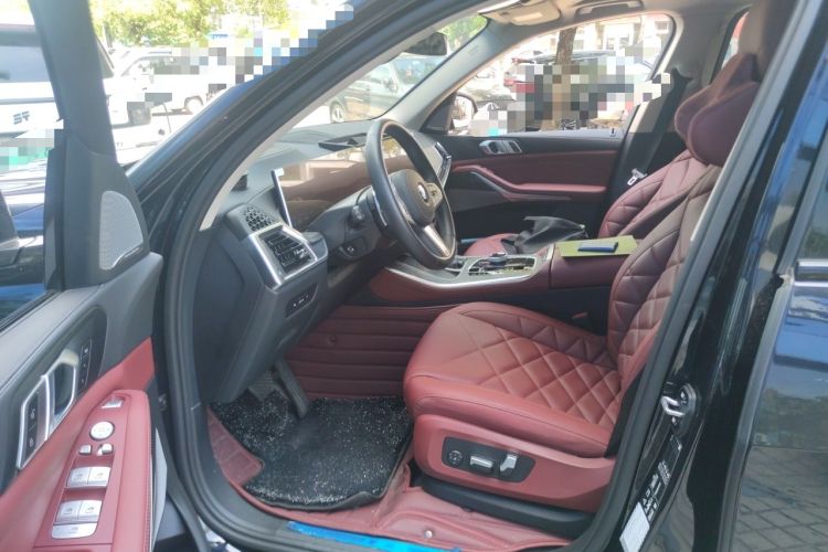 Used BMW X5 2023 xDrive 30Li Luxury M Sport Night Edition Package Driver Seat