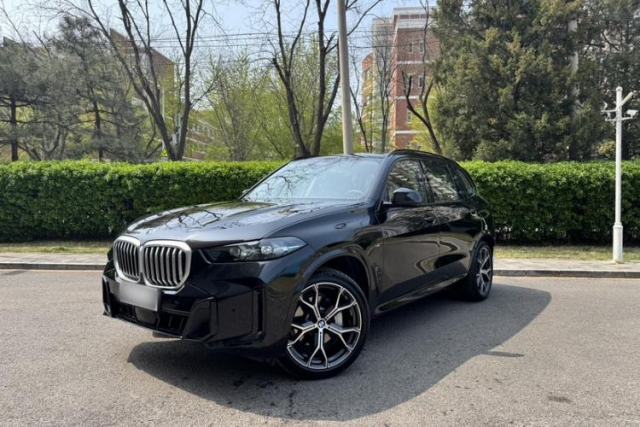 Used BMW X5 2023 xDrive 30Li Luxury M Sport Night Edition Package