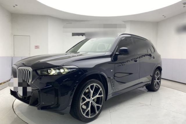 Used BMW X5 2023 xDrive 30Li Luxury M Sport Night Edition Package