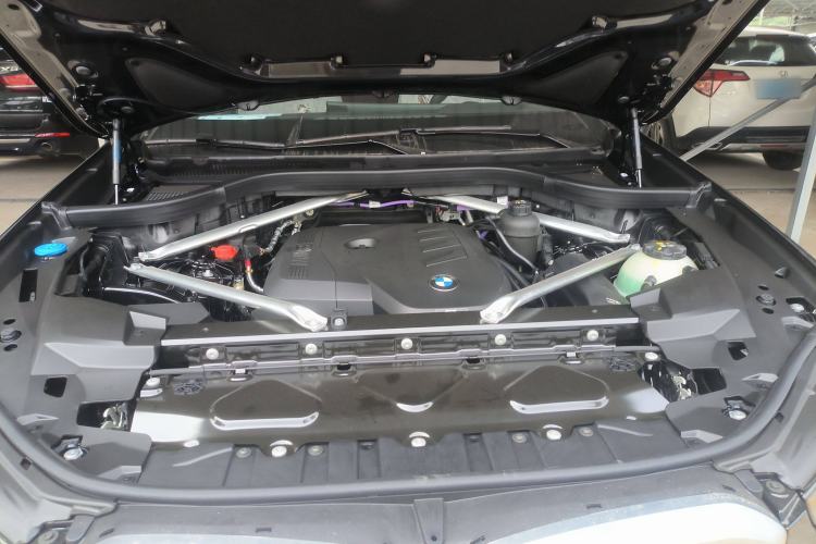 Used BMW X5 2023 xDrive 30Li Luxury M Sport Night Edition Package Engine Bay