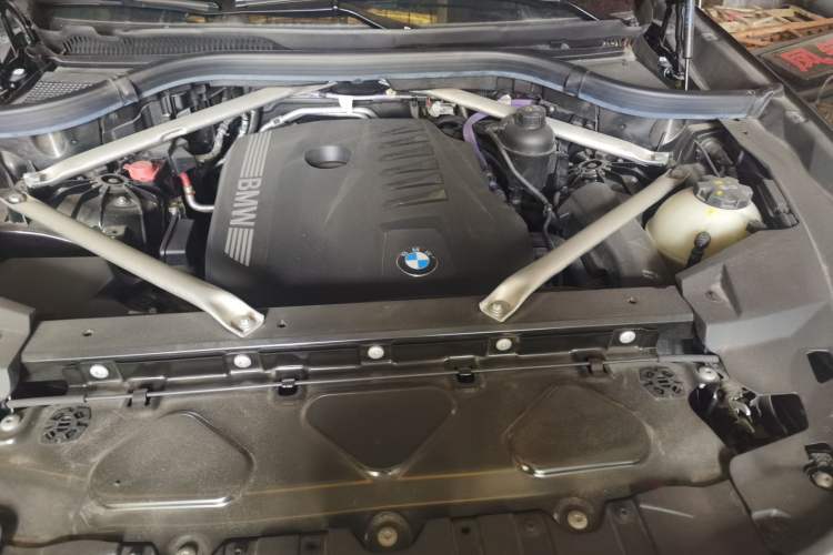 Used BMW X5 2023 xDrive 40Li M Sport Night Edition Package Engine Bay