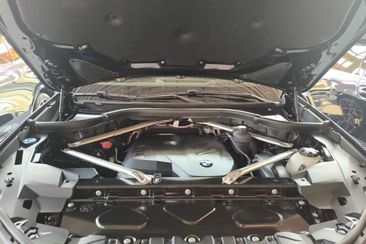 Used BMW X5 2023 xDrive 30Li Luxury M Sport Night Edition Package Engine Bay