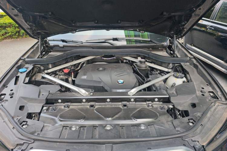 Used BMW X5 2023 xDrive 30Li Luxury M Sport Night Edition Package Engine Bay