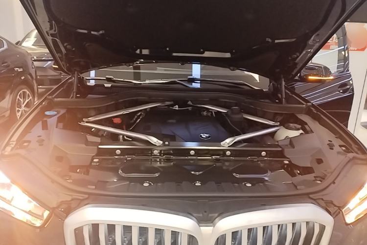 Used BMW X5 2023 xDrive 30Li Luxury M Sport Night Edition Package Engine Bay
