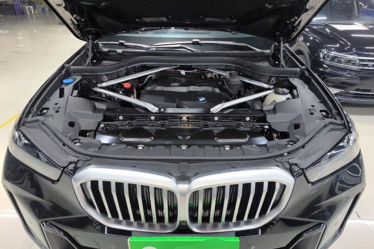 Used BMW X5 2023 xDrive 30Li Luxury M Sport Night Edition Package Engine Bay