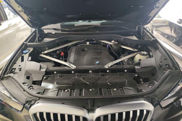 Used BMW X5 2023 xDrive 40Li M Sport Night Edition Package Engine Bay