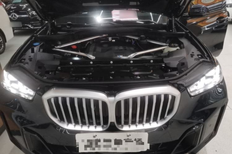 Used BMW X5 2023 xDrive 40Li M Sport Night Edition Package Engine Bay