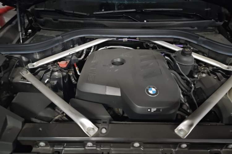 Used BMW X5 2023 xDrive 30Li Luxury M Sport Package Engine Bay