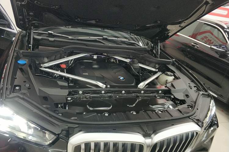Used BMW X5 2023 xDrive 30Li Luxury M Sport Package Engine Bay