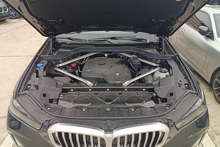 Used BMW X5 2023 xDrive 30Li Luxury M Sport Package Engine Bay