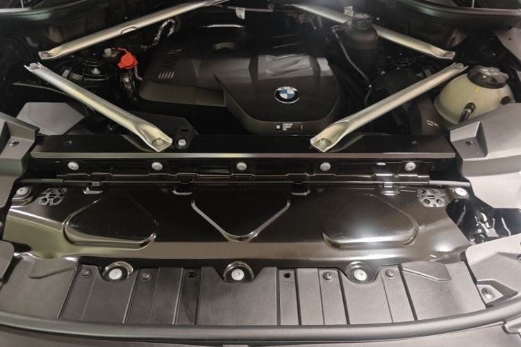 Used BMW X5 2023 xDrive 30Li Luxury M Sport Package Engine Bay