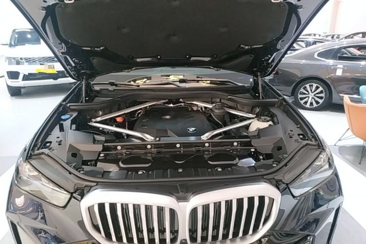 Used BMW X5 2023 xDrive 30Li Luxury M Sport Night Edition Package Engine Bay