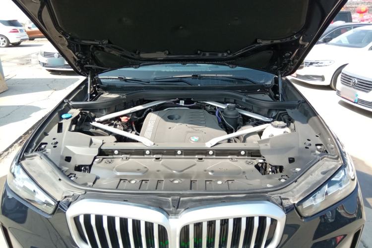 Used BMW X5 2023 xDrive 40Li M Sport Night Edition Package Engine Bay