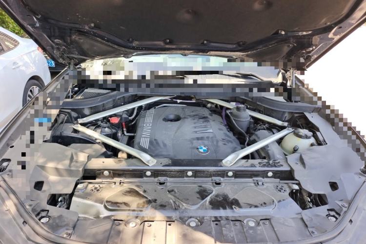 Used BMW X5 2023 xDrive 40Li M Sport Night Edition Package Engine Bay